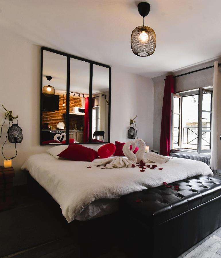 Appartement Jacuzzi Privatif : Urban Love Verneuil d'Avre et d'Iton Exteriér fotografie