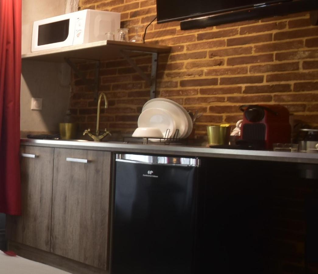 Appartement Jacuzzi Privatif : Urban Love Verneuil d'Avre et d'Iton Exteriér fotografie